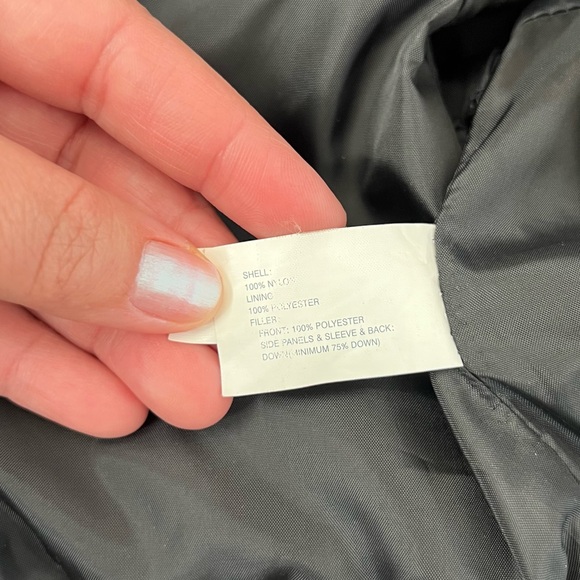 Y2K The Gap Women's Cropped Down Puffer Jacket - Black - Size Medium - Picture 13 of 16